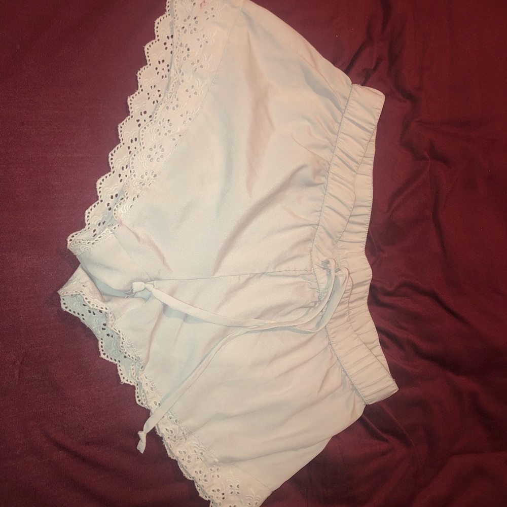 Light gray Aerie lose fit shorts